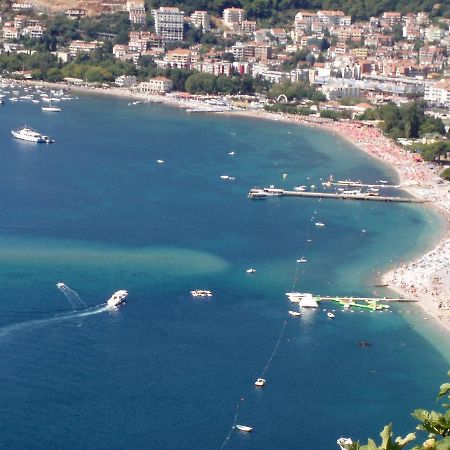 Lux Beach Apartment Budva Exterior photo