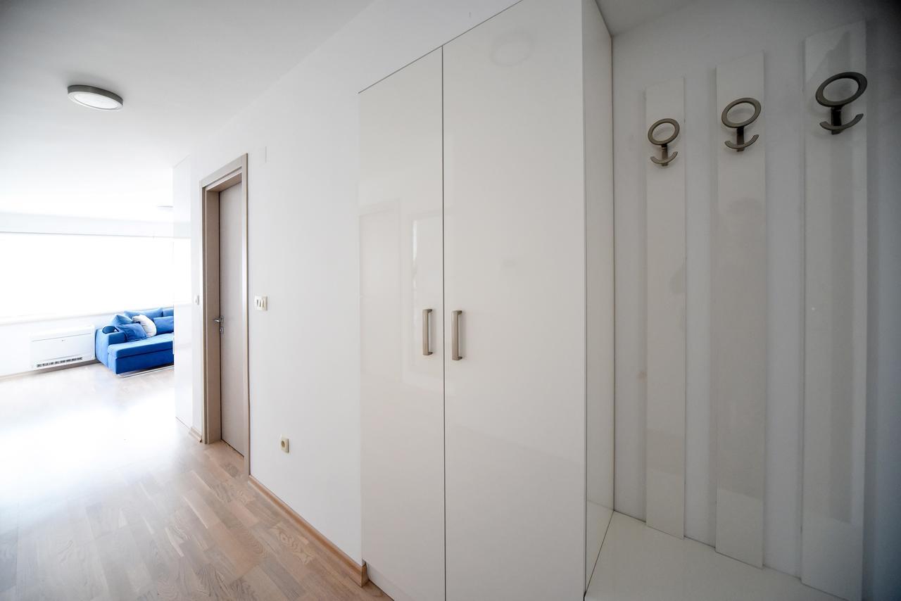 Lux Beach Apartment Budva Exterior photo